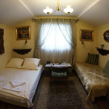 Hostel Florian Budget