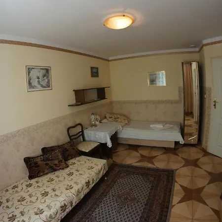 Florian Budget Hostel