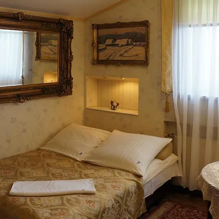 Hostel Florian Budget *