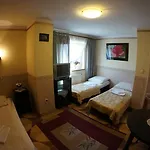 Albergue Florian Budget