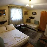 Albergue Florian Budget